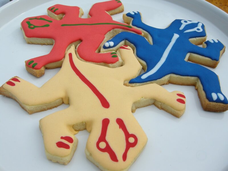 decorated lizard cookies