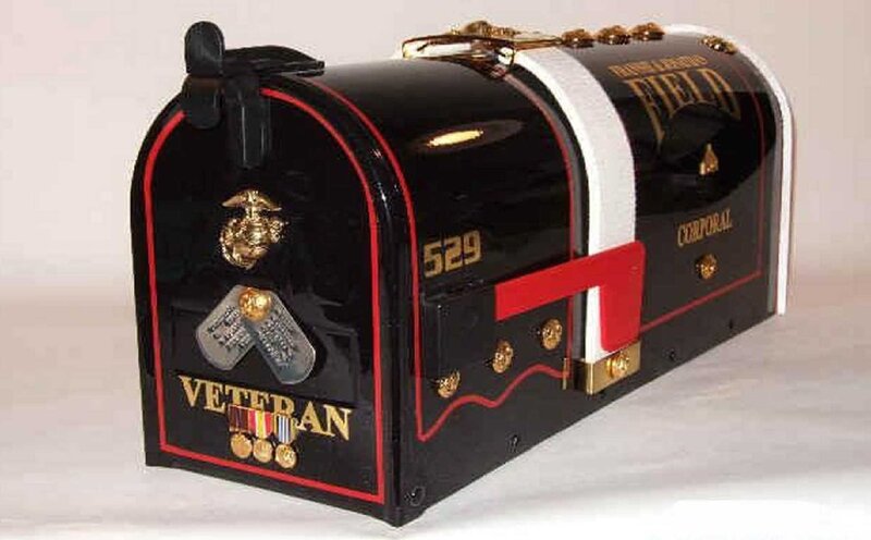 Decorated Mailbox