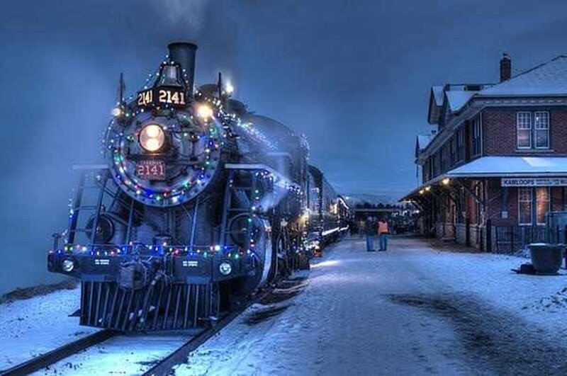 Decorated Steam Train — Blue