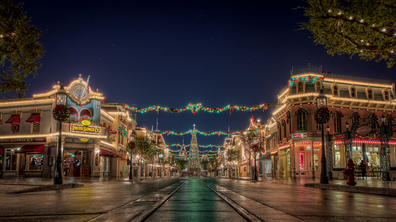 Decorated Street at Night — Green, Festive