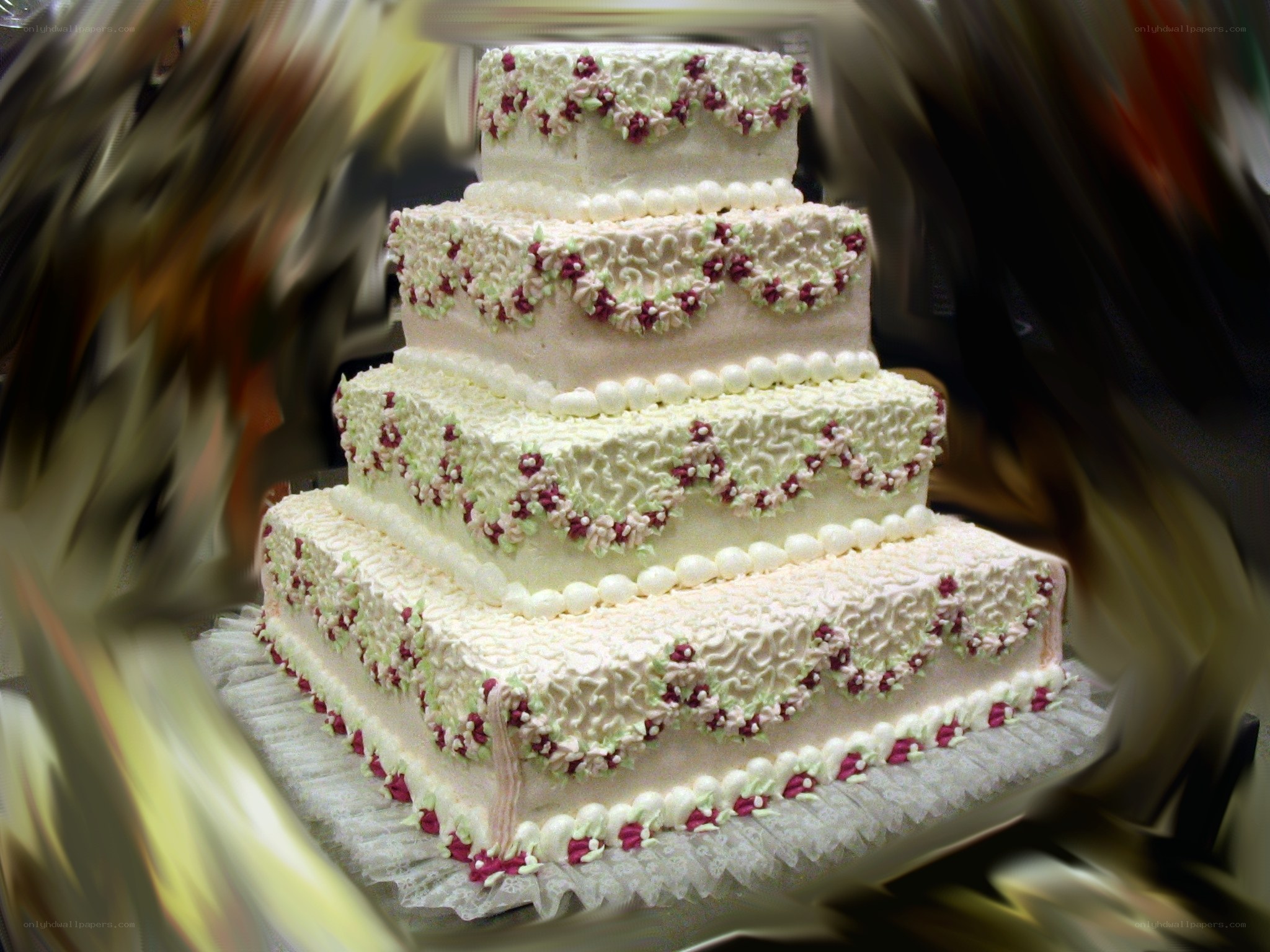 decorated wedding cake