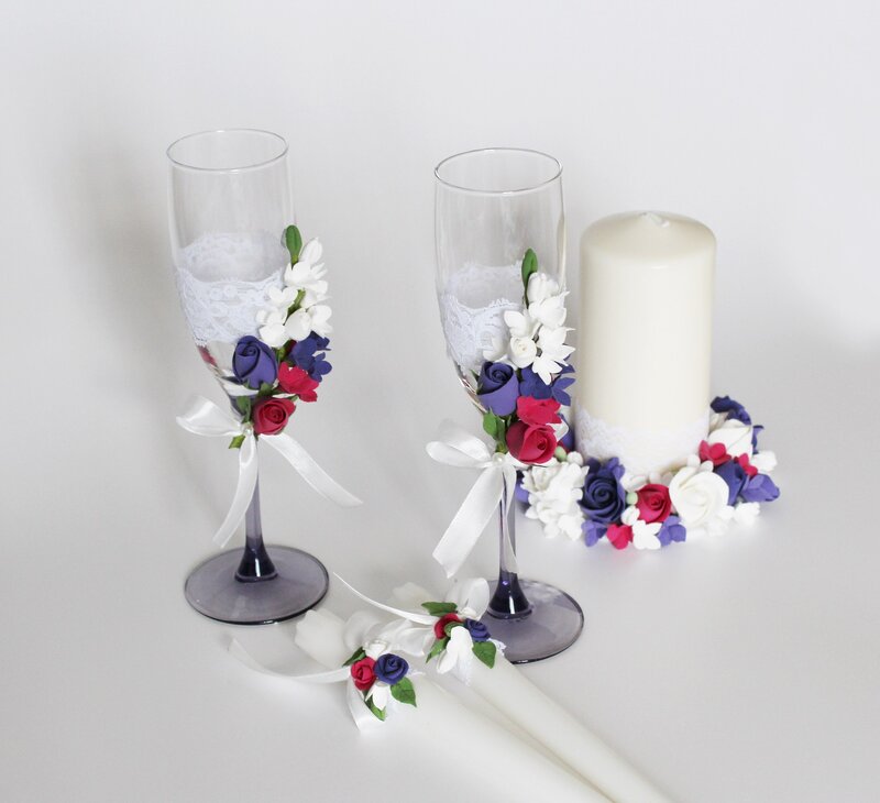 Decorated Wedding Glasses