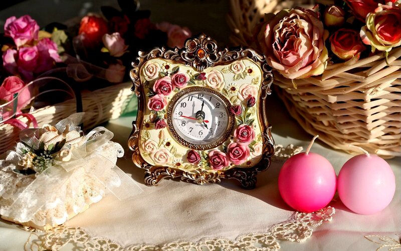 Decorative Clock with Roses