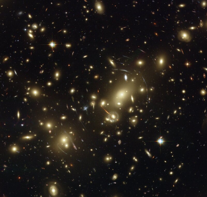 Deep field galaxy cluster
