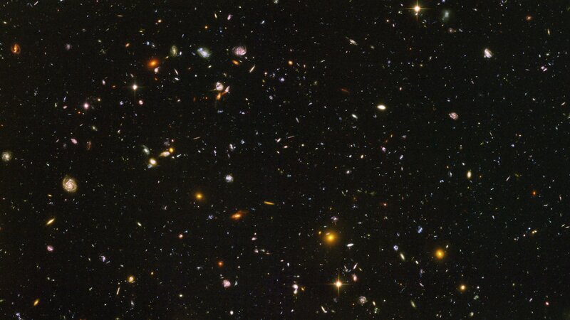 Deep field of distant galaxies