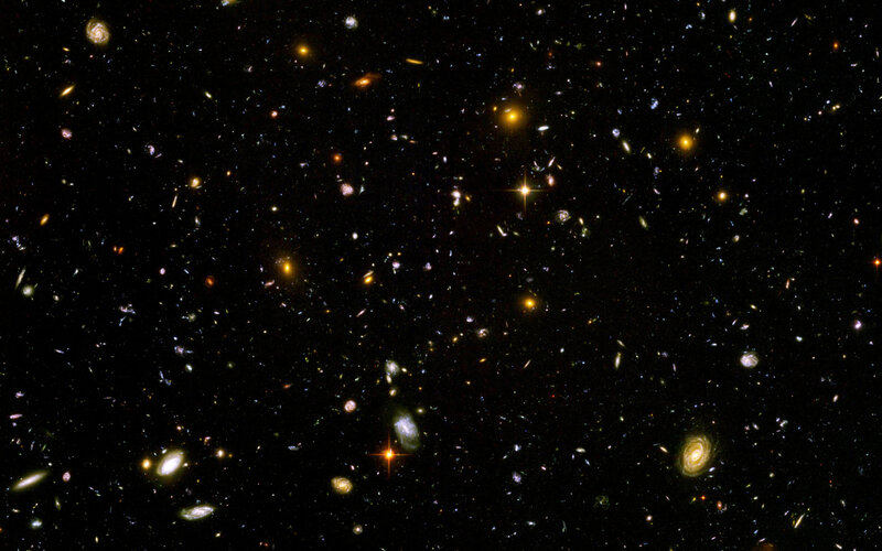 Deep field of distant galaxies