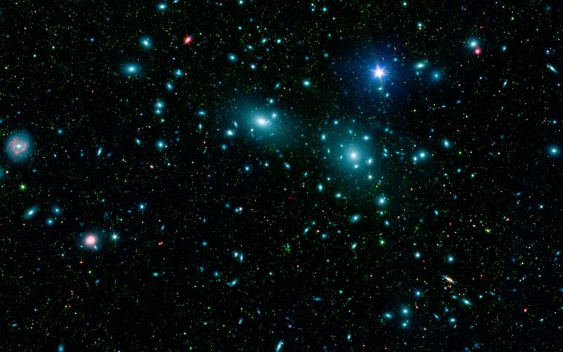 Deep space galaxy cluster