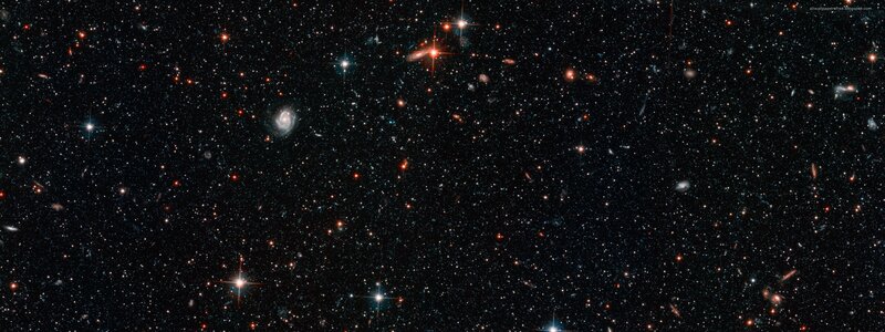 Deep space galaxy cluster