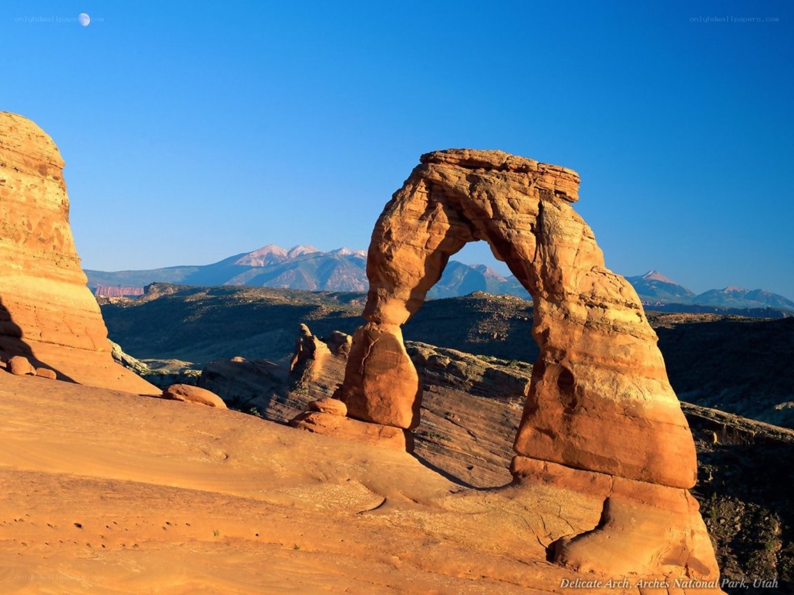 Delicate Arch at sunrise