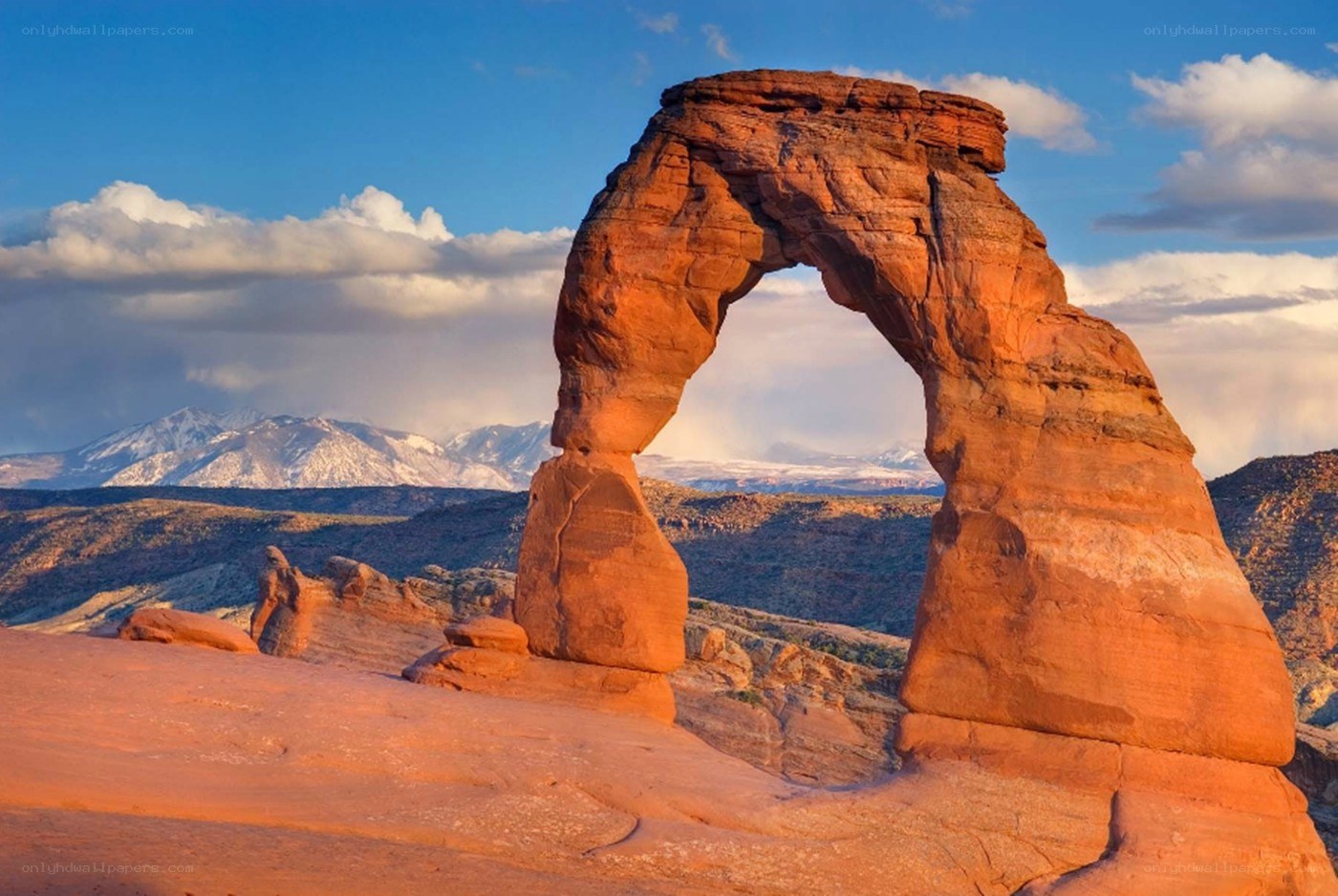 Delicate Arch at sunrise