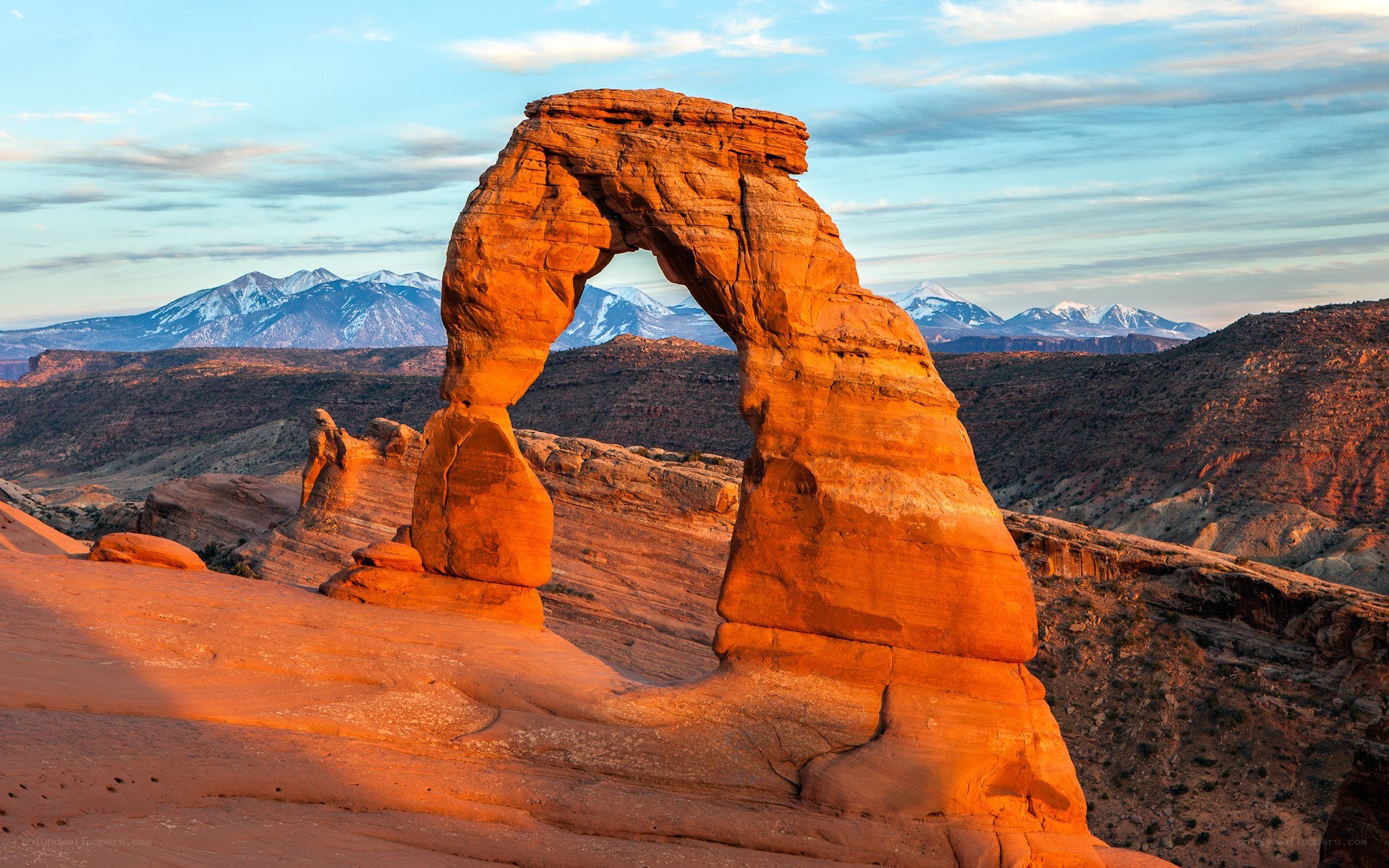 Delicate Arch at sunrise