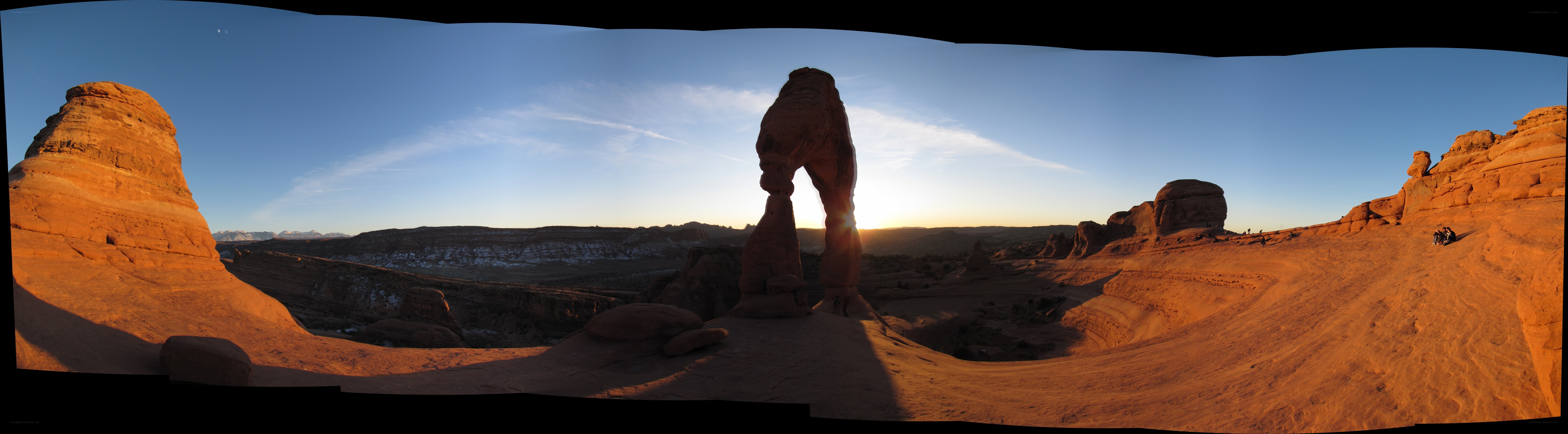 Delicate Arch at sunset