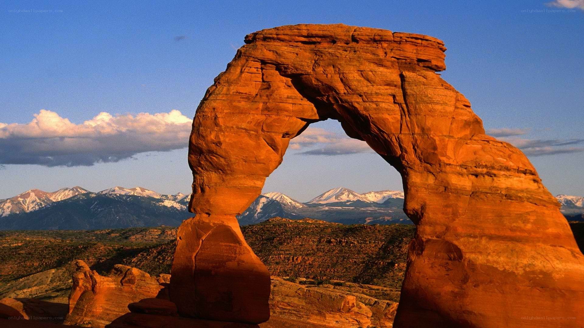 Delicate Arch at sunset