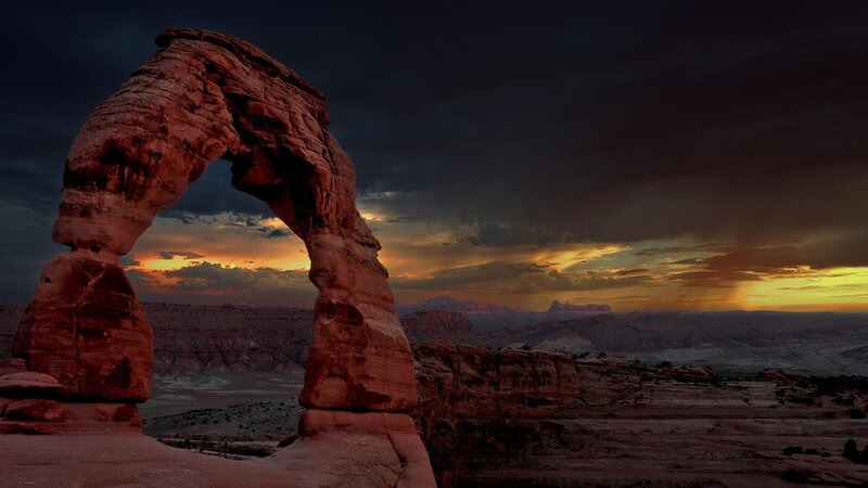 Delicate Arch at Sunset — Red, Dramatic