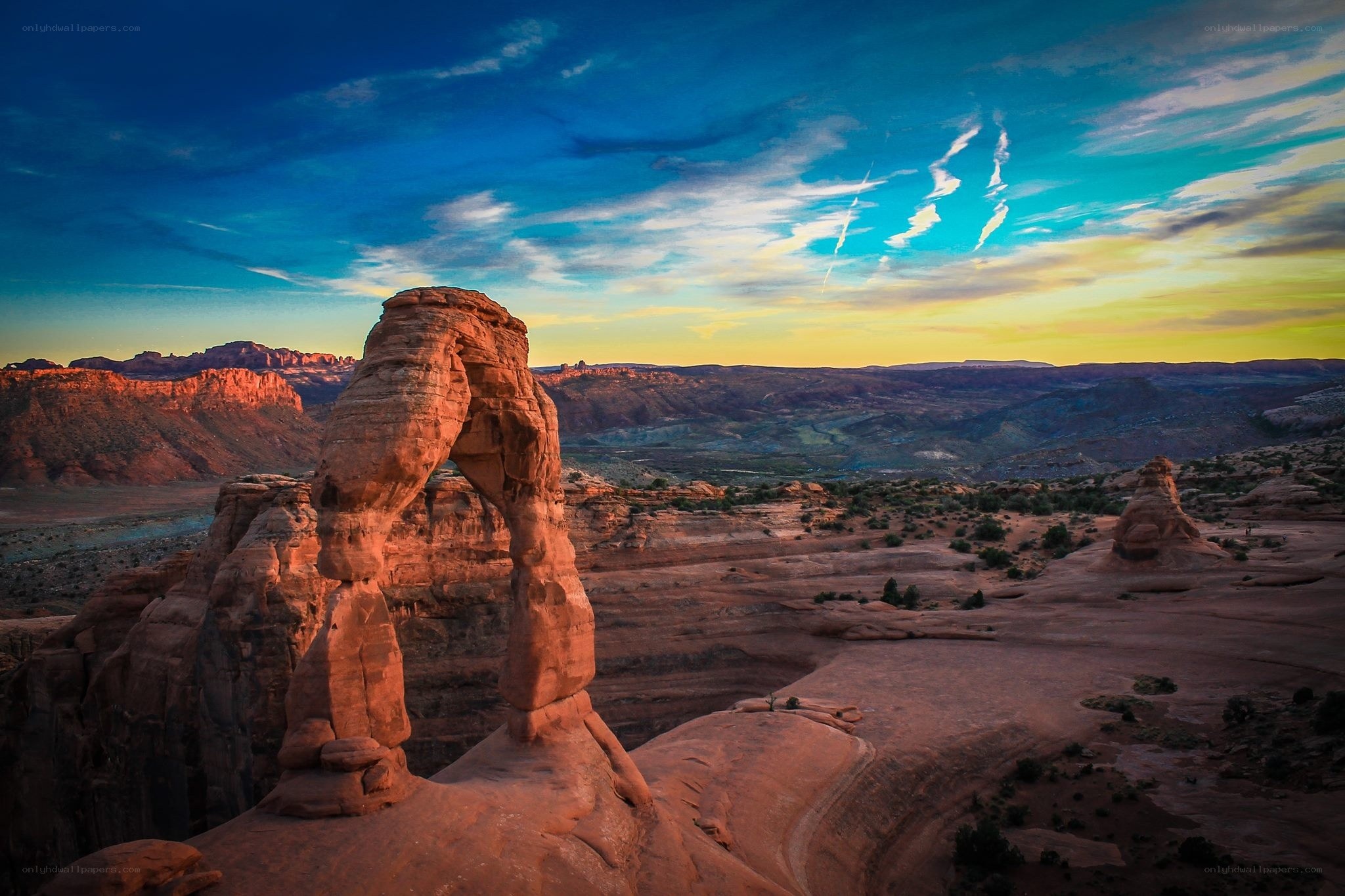 Delicate Arch at sunset