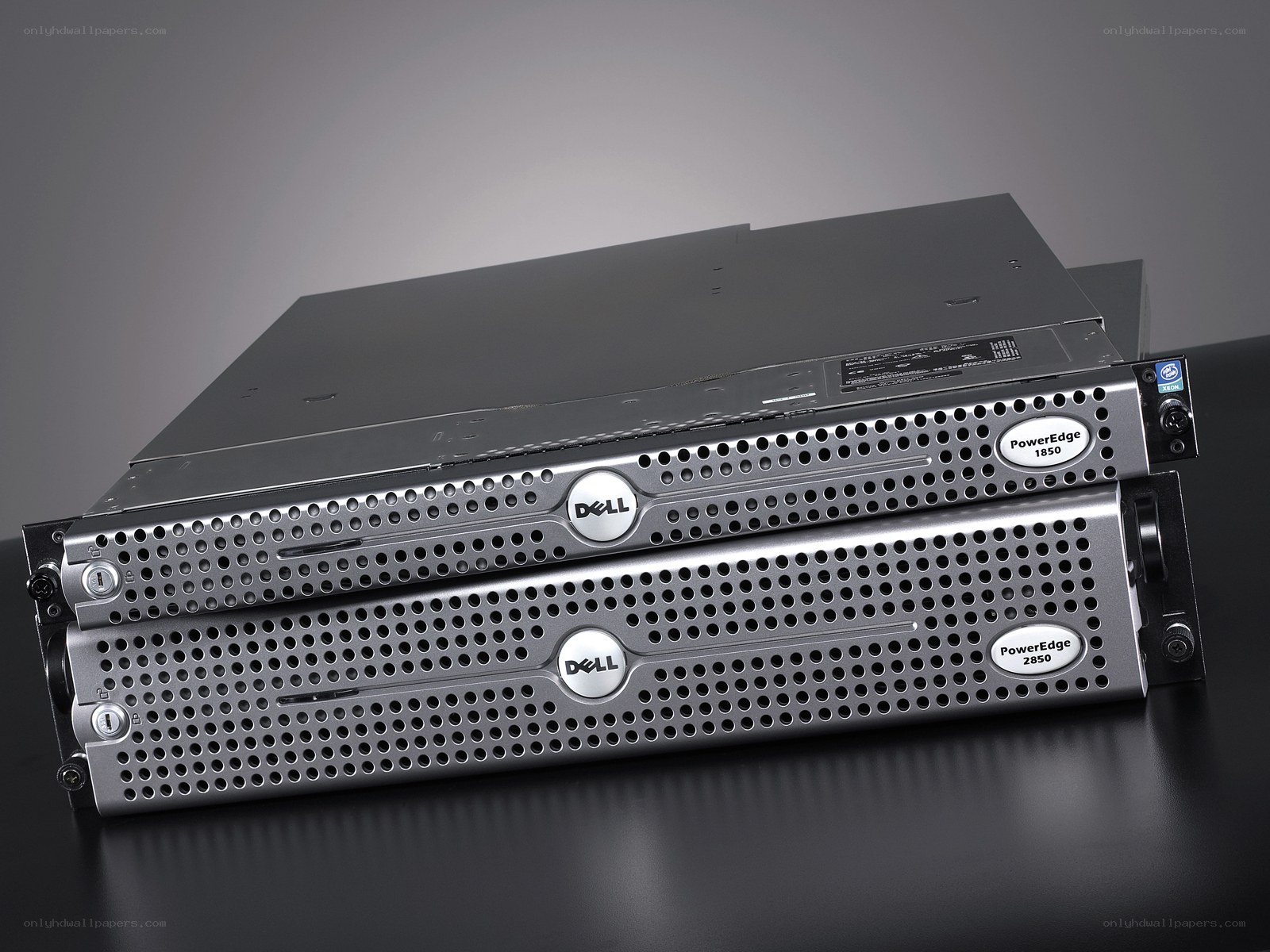 Dell PowerEdge server units