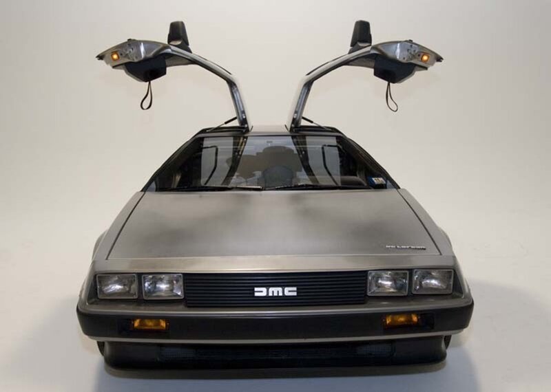 DeLorean DMC-12 Car — Silver, Neutral