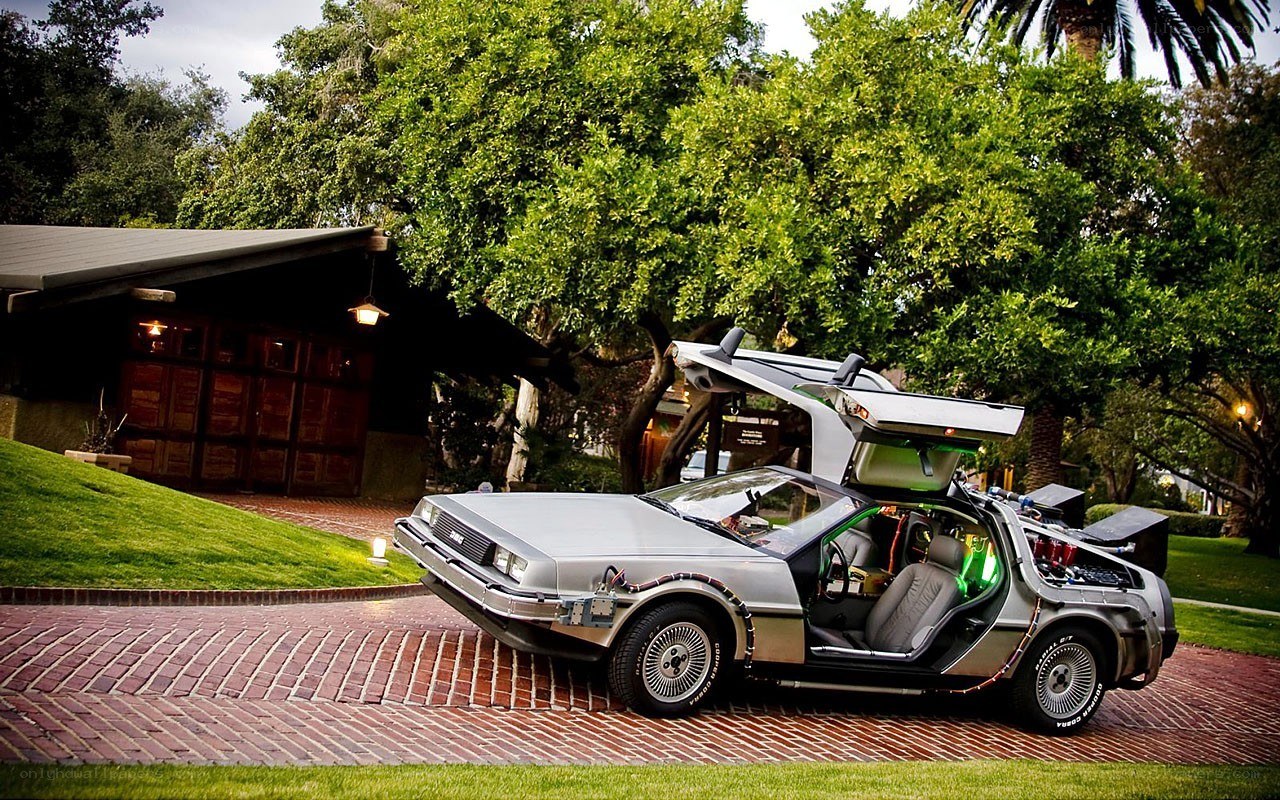 DeLorean time machine car