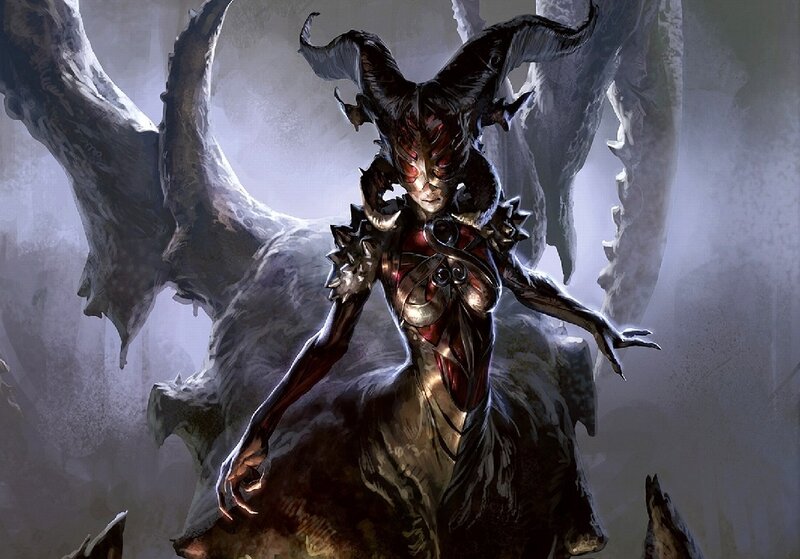 Demon Queen with Horns — Gray