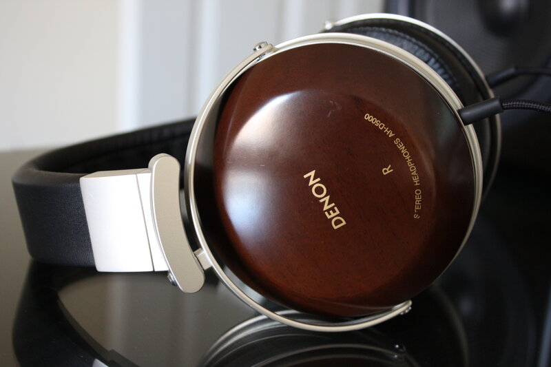 Denon AH-D5000 headphones