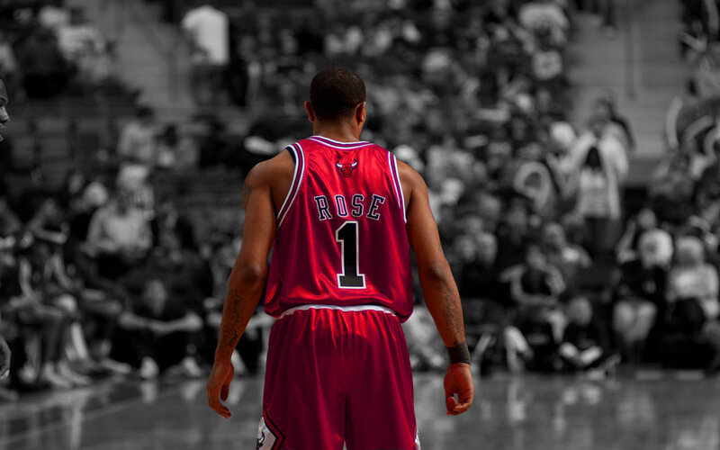 Derrick Rose on the court