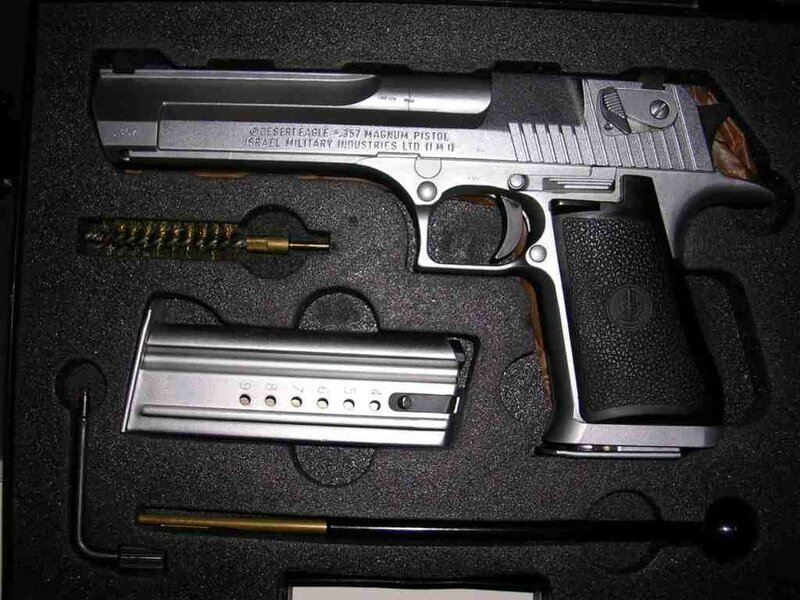 Desert Eagle Pistol — Black, Neutral