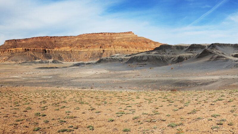 Desert Landscape with Cliffs — Brown, Arid, Afternoon