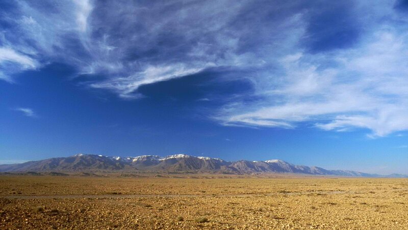 Desert landscape with mountains