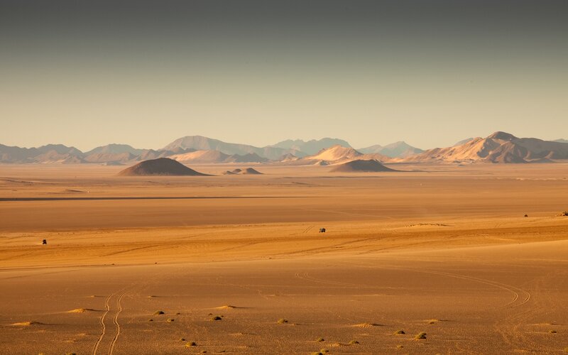 Desert Landscape with Mountains — Brown, Serene