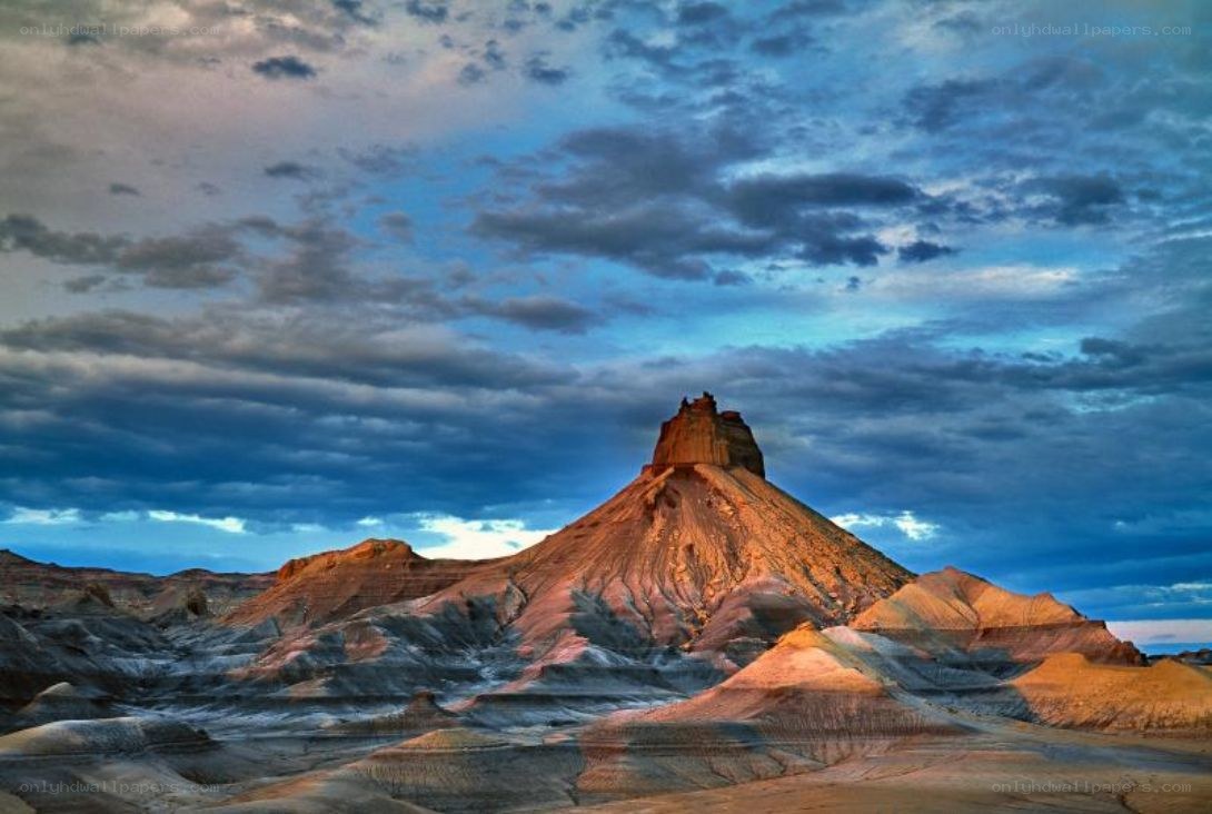 Desert rock formation at dusk