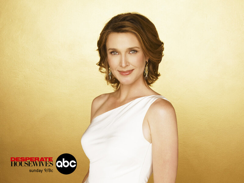 Desperate Housewives promotional image