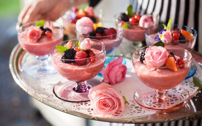 Dessert Cups on Tray — Pink