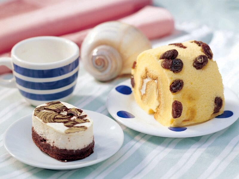 Desserts with coffee and seashell