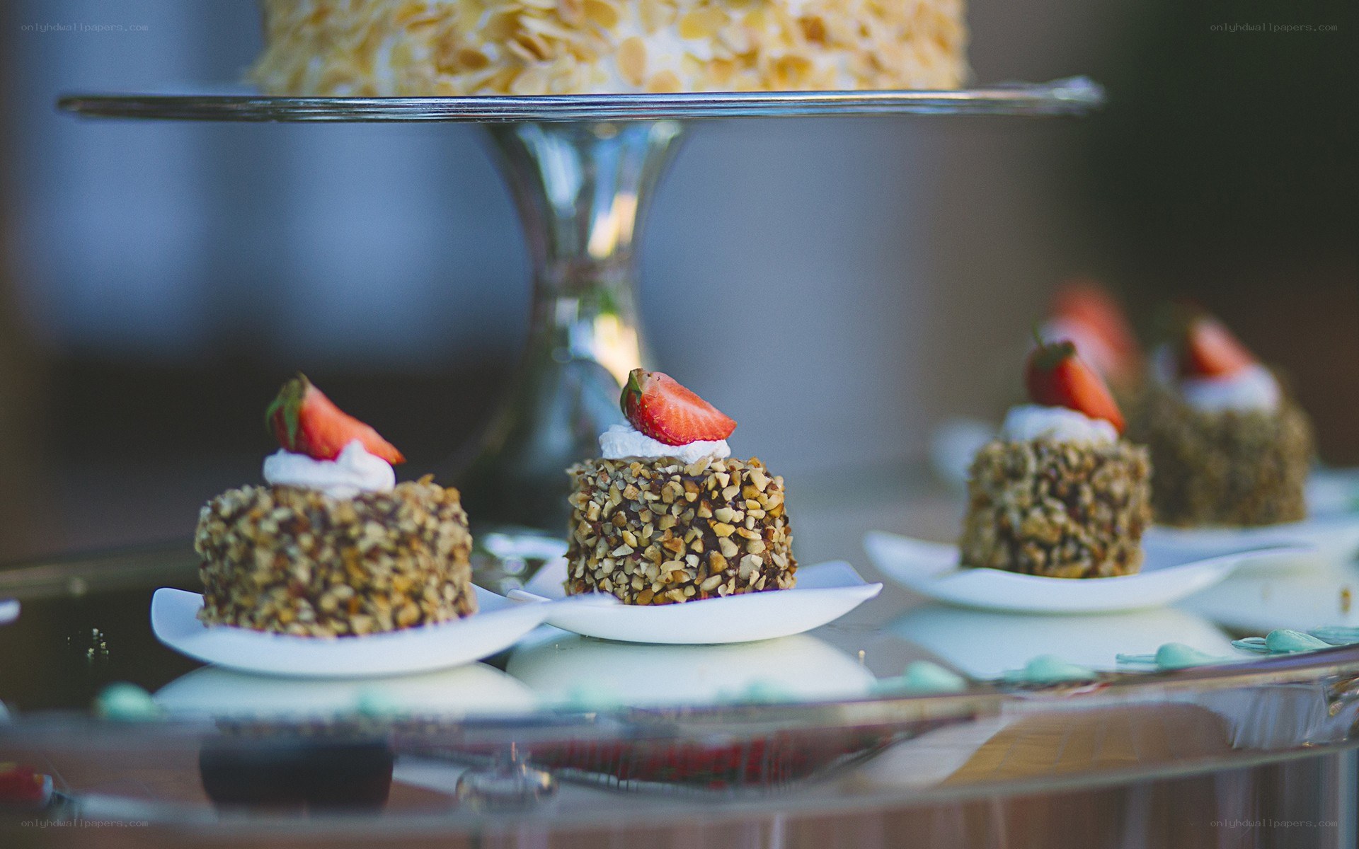 desserts with strawberries