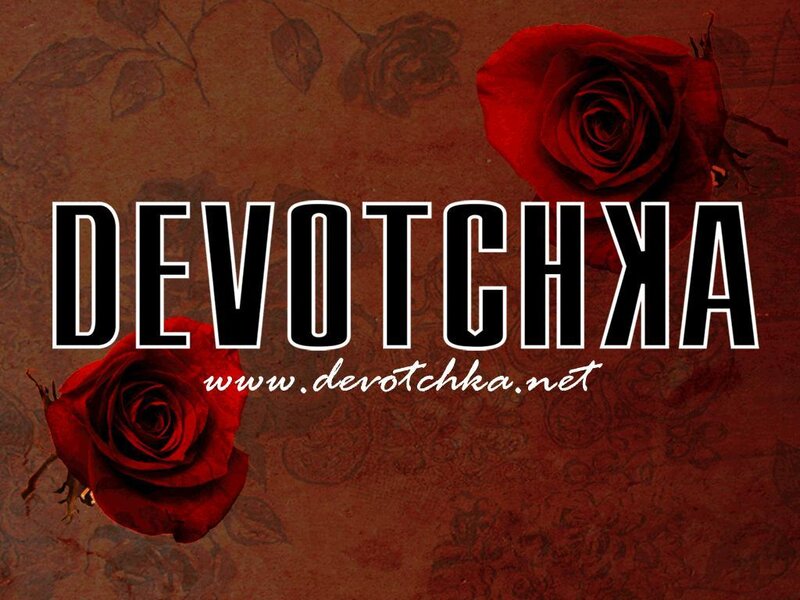 Devotchka logo with roses