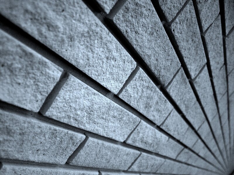 diagonal brick wall pattern