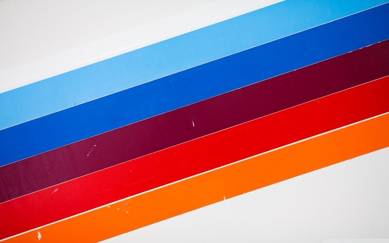 Diagonal Colored Stripes — Blue