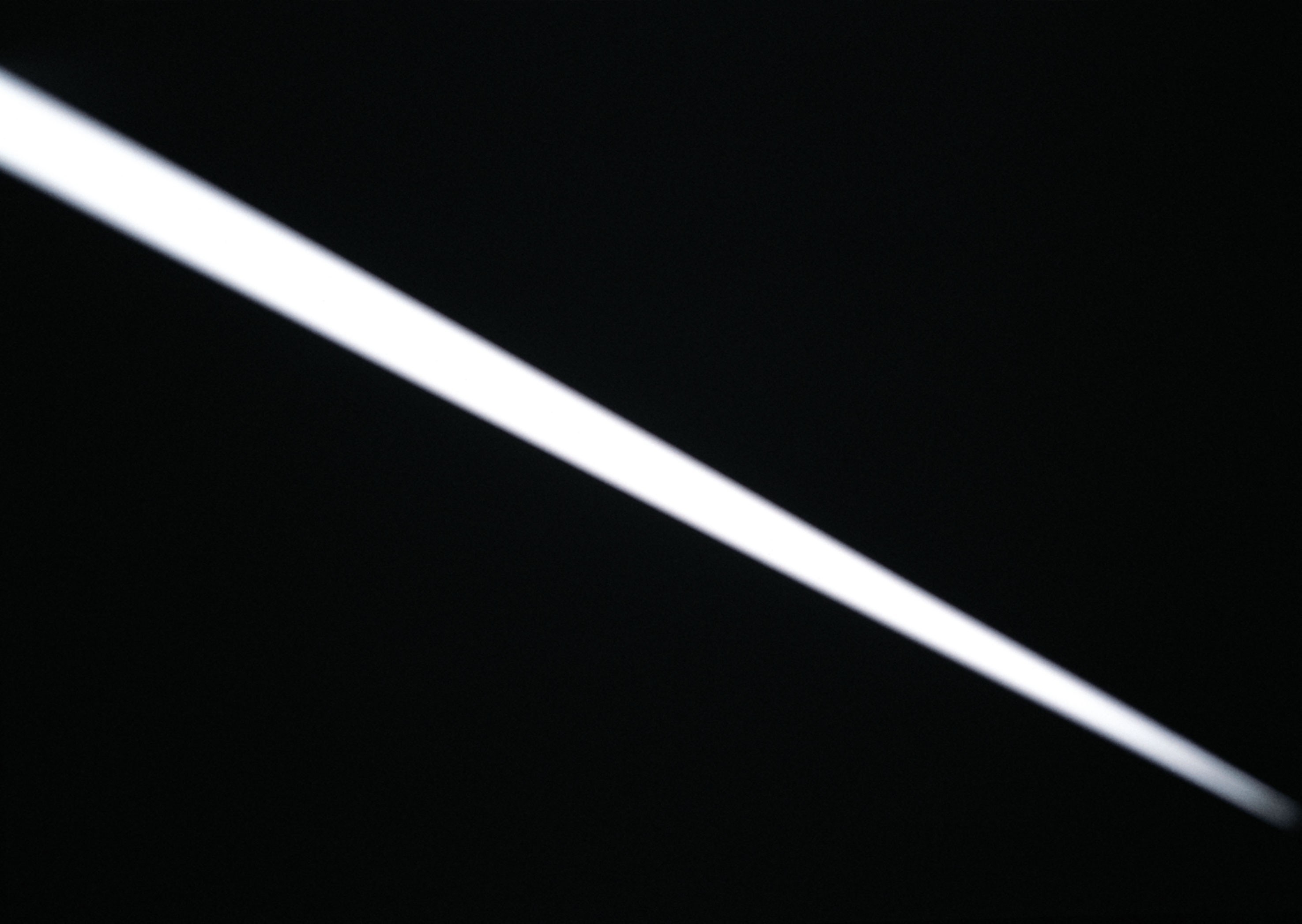 diagonal light beam