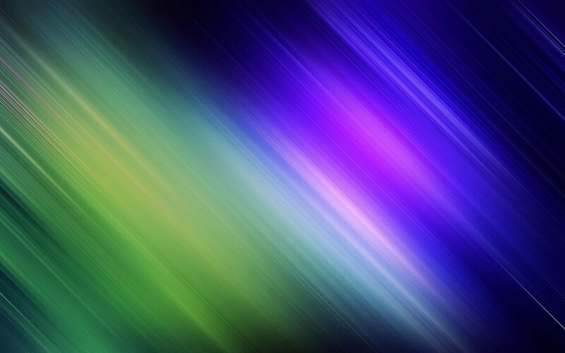 Diagonal Light Streaks — Green, Dynamic, Abstract, Color Gradient