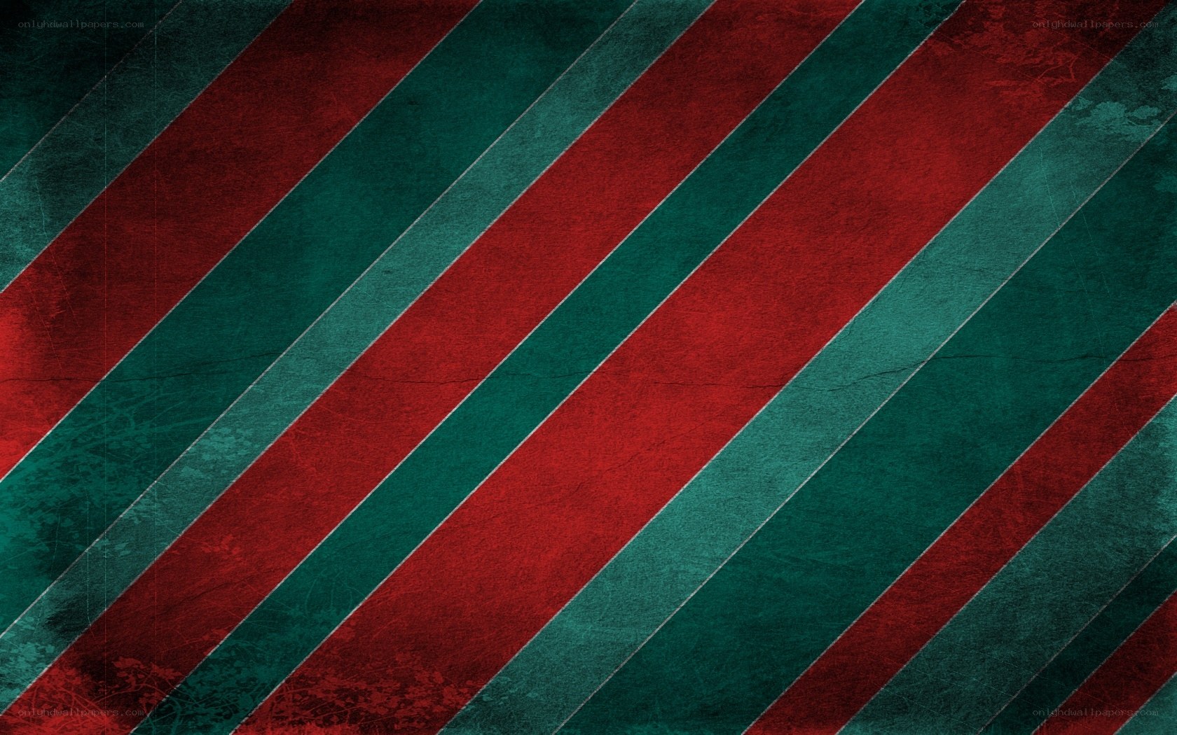 diagonal red and green stripes