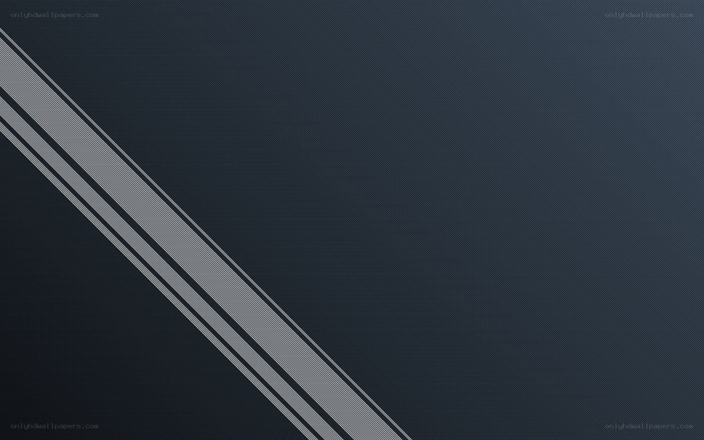 diagonal stripe pattern
