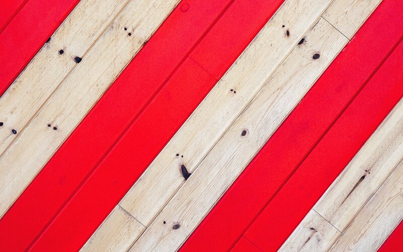Diagonal Wooden Planks — Red