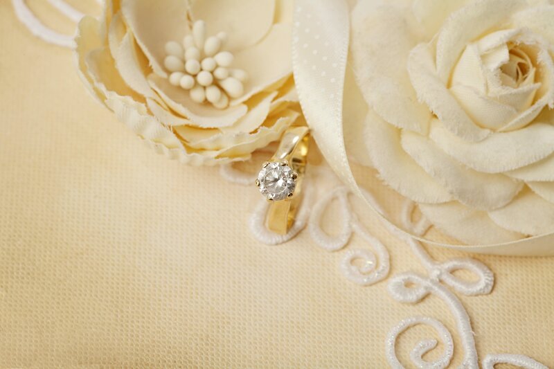 Diamond Engagement Ring — Cream, Elegant