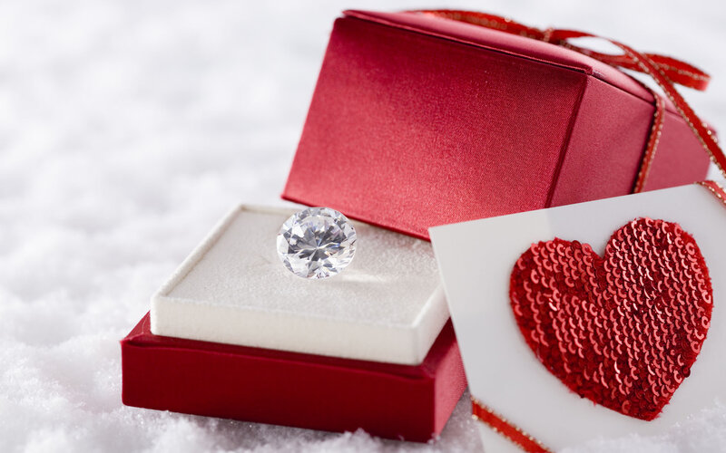 Diamond Ring in Box — Red, Romantic