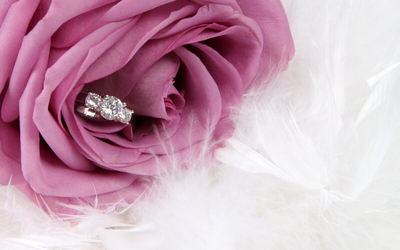 Diamond Ring in Rose — Pink