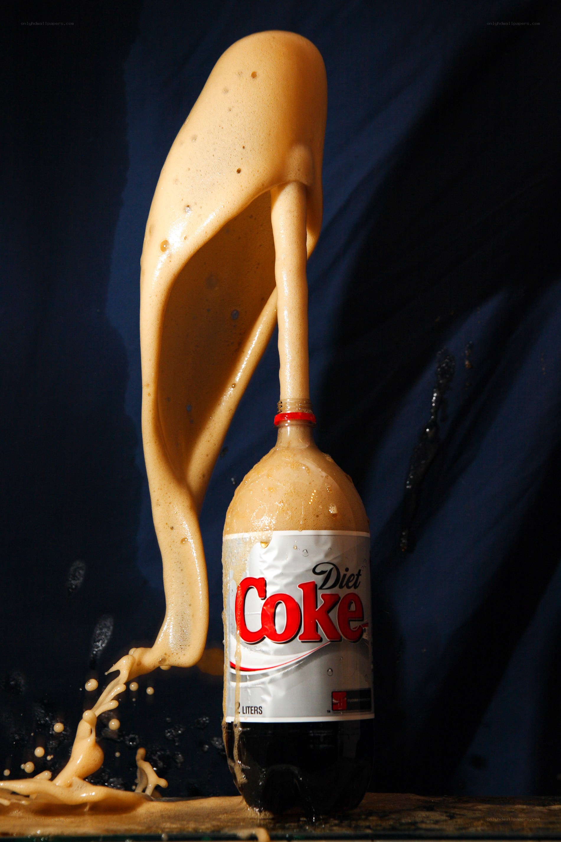 Diet Coke erupts in foam