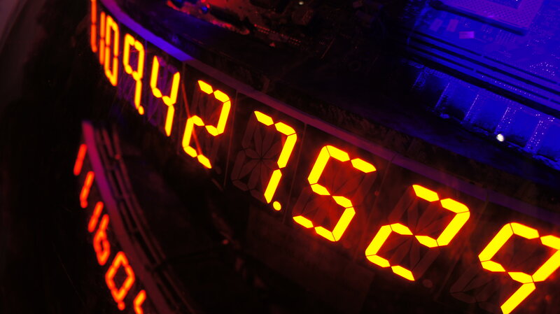 Digital Display Numbers — Orange