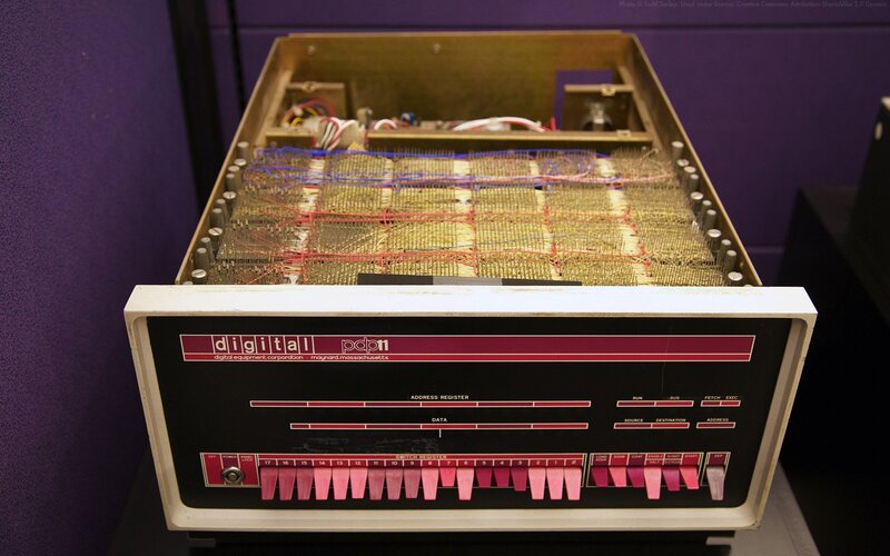 Digital PDP-1 computer