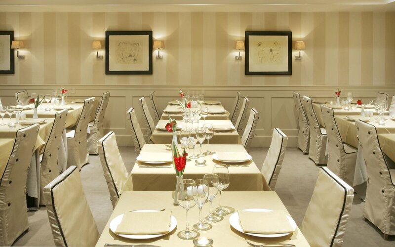 Dining Room Tables