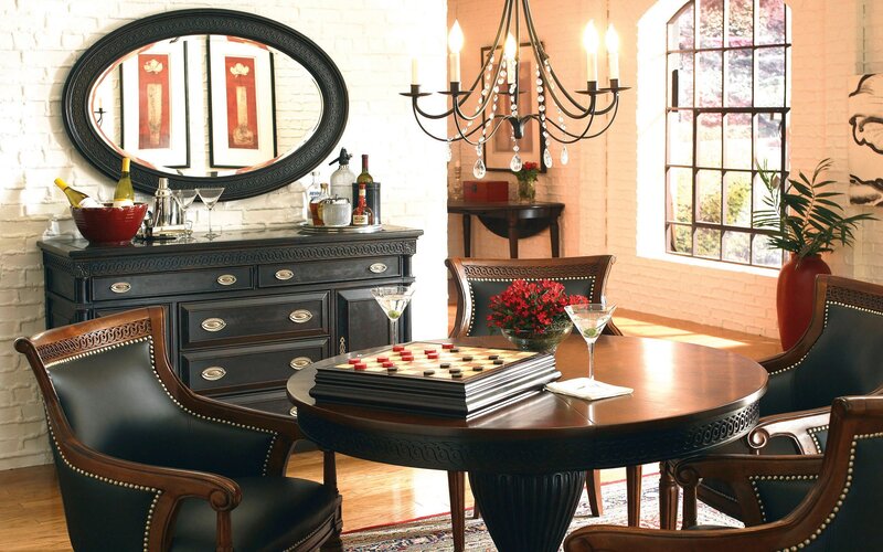 Dining room with game table